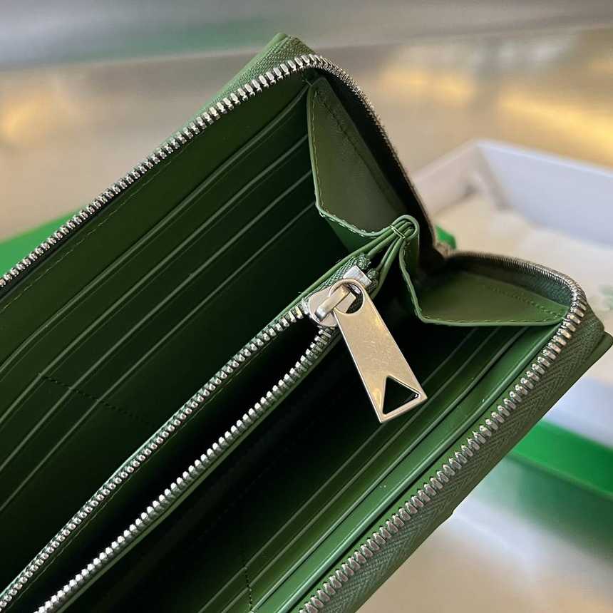 보테가베네타 인트레치아토 지퍼 어라운드 장지갑 649607 | 19 x 11.4 x 2cm