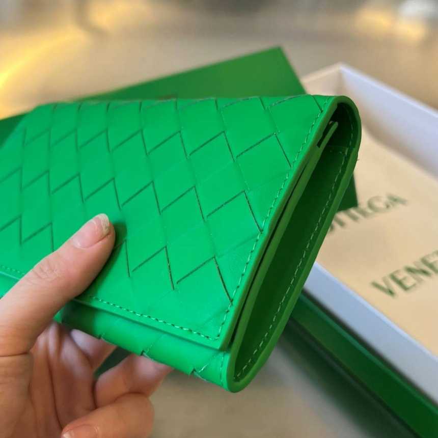 보테가 인트레치아토 장지갑 676593 | 18 x 10 x 2cm