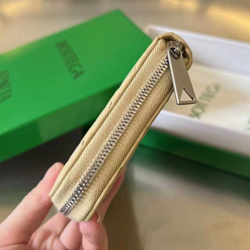 보테가 인트레치아토 지퍼 장지갑 593217 | 19 x 10 x 2cm