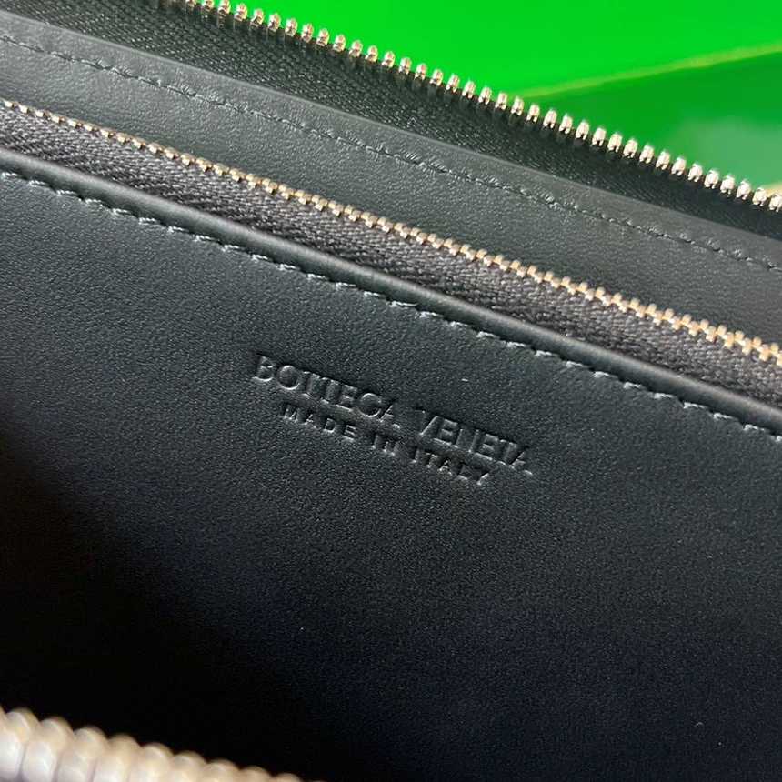 보테가 인트레치아토 지퍼 장지갑 593217 | 19 x 10 x 2cm