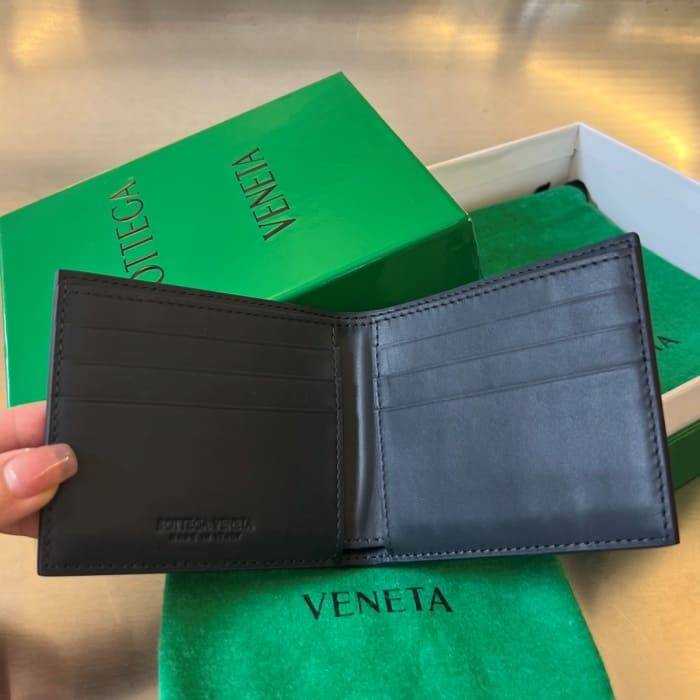 보테가 인트레치아토 폴더형 반지갑 649603 스페이스그레이 | 11.5 x 9.5 x 1cm