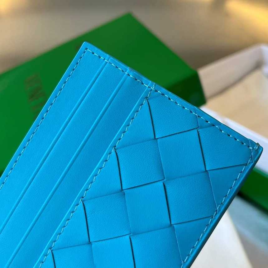 보테가베네타 우븐 배색 인트레치아토 카드지갑 749449 | 10 x 8 x 0.5cm