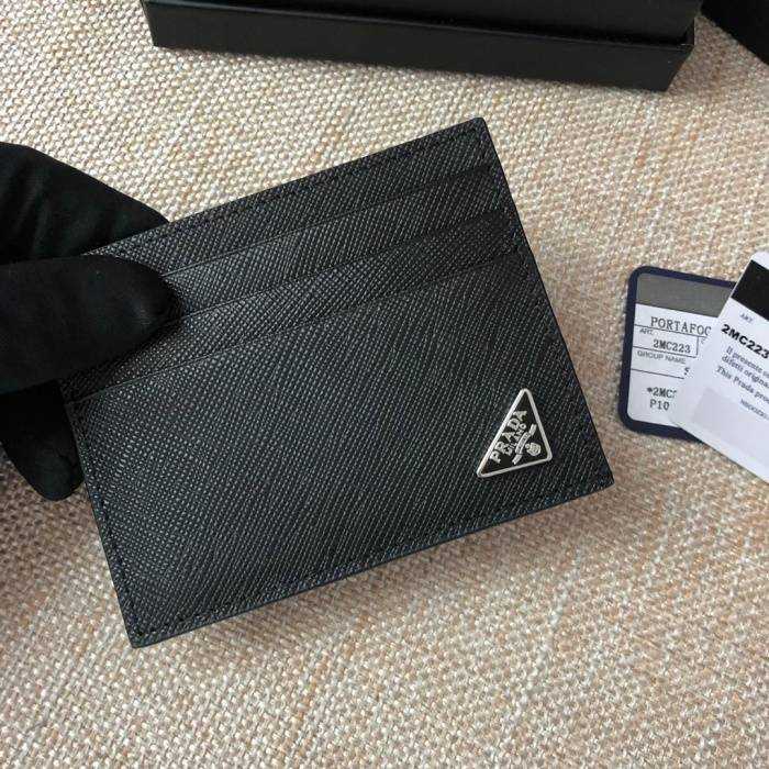 프라다 사피아노 카드지갑 2MC223 | 10 x 8cm
