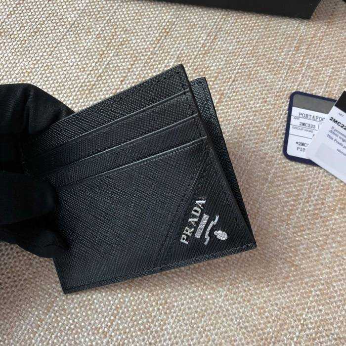 프라다 사피아노 카드지갑 2MC223 | 10 x 8cm