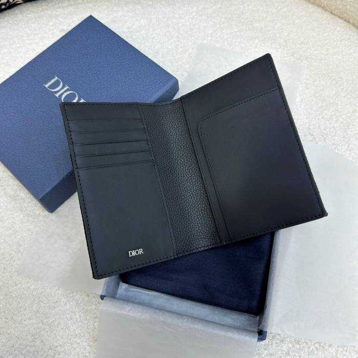 디올 오블리크 여권지갑 | 10 x 13.3cm