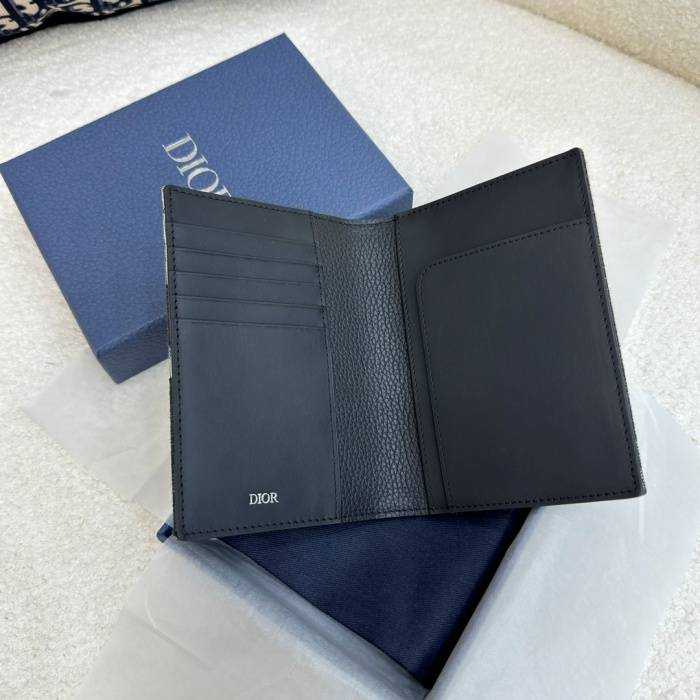 디올 오블리크 여권지갑 | 10 x 13.3cm