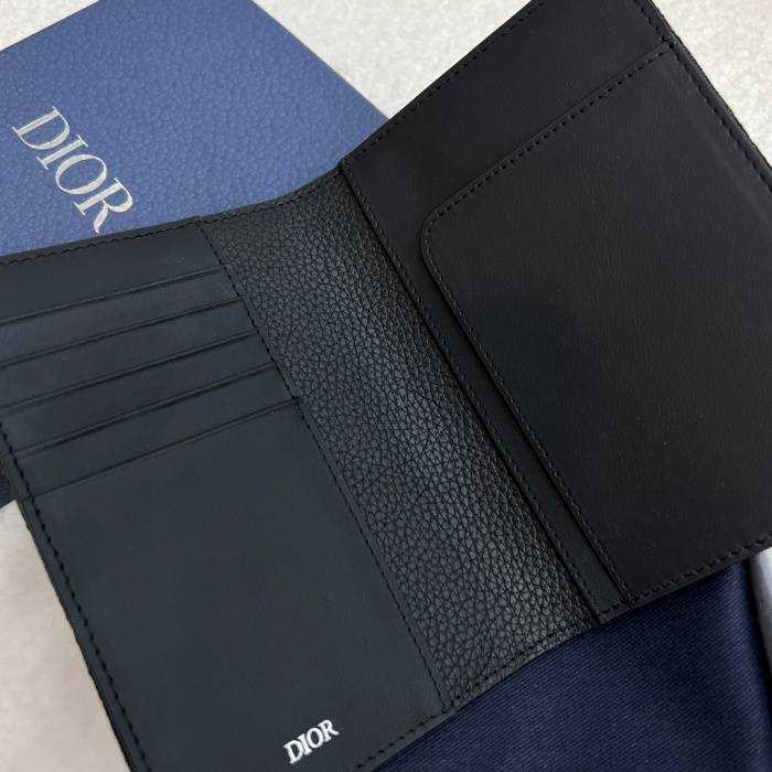 디올 오블리크 여권지갑 | 10 x 13.3cm
