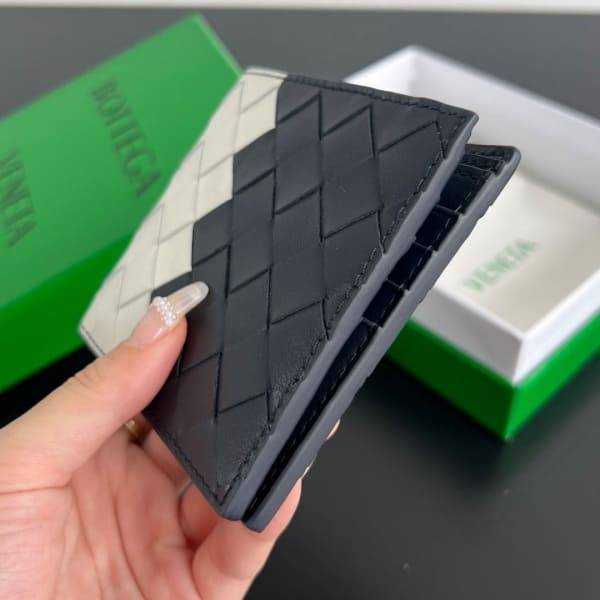 보테가 인트레치아토 컬러블럭 반지갑 743211 | 11.5 x 9.5cm