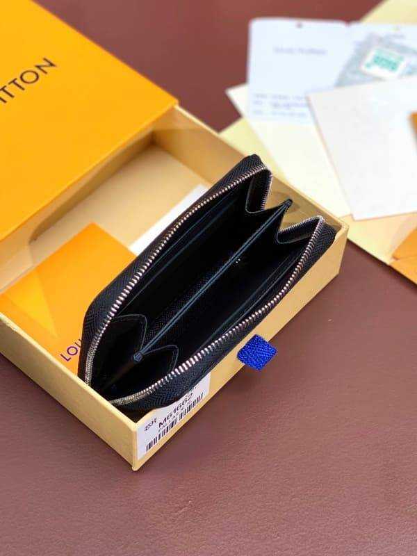 루이비통 라운드 지퍼 동전 카드지갑 M61662 | 7.5 x 11.5 x 2cm