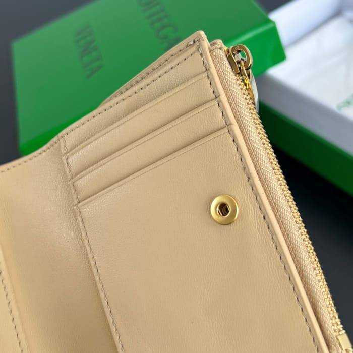 보테가 인트레치아토 우븐 폴더형 지퍼 반지갑 742330 | 11.5 x 9cm
