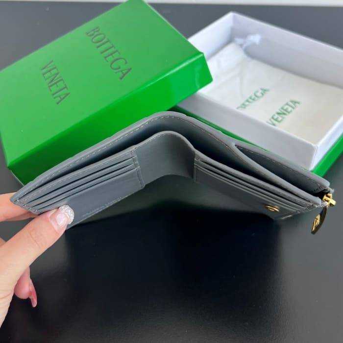 보테가 인트레치아토 우븐 폴더형 지퍼 반지갑 742330 | 11.5 x 9cm