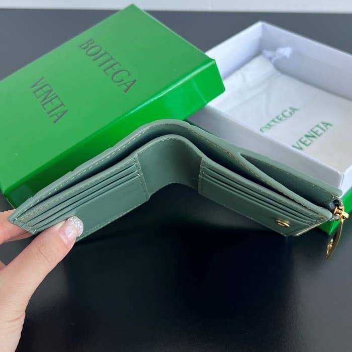 보테가 인트레치아토 우븐 폴더형 지퍼 반지갑 742330 | 11.5 x 9cm