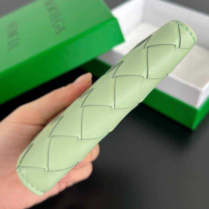 보테가 인트레치아토 우븐 폴더형 지퍼 반지갑 742330 | 11.5 x 9cm