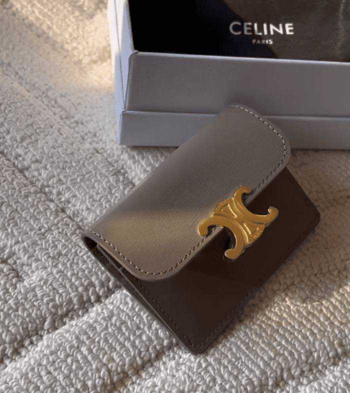 셀린느 트리오페 카드지갑 10I583 | 10.5 x 7 x 1cm