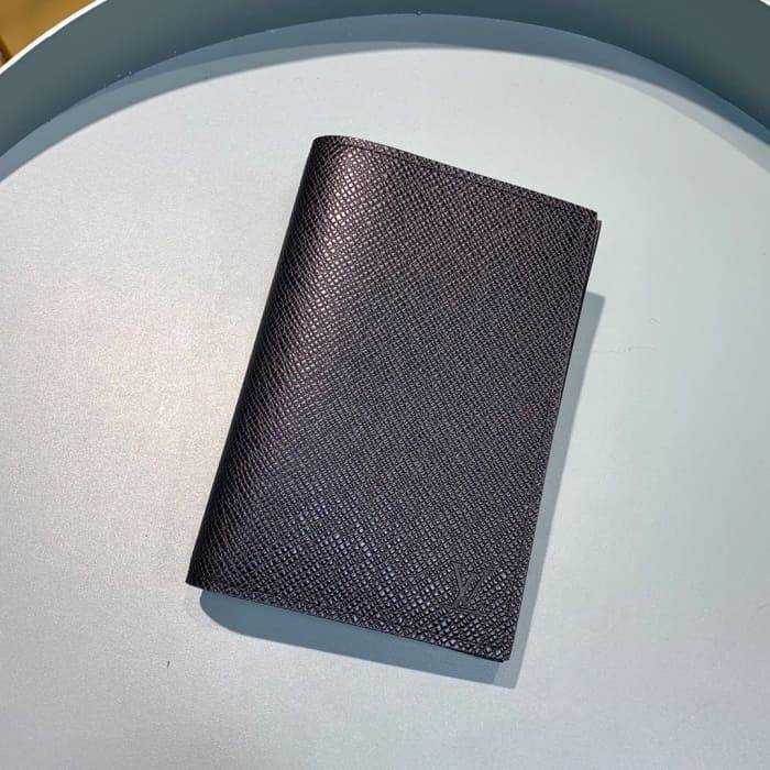 루이비통 사피아노 여권지갑 카드지갑 M64503 | 10 x 14 x 0.5cm