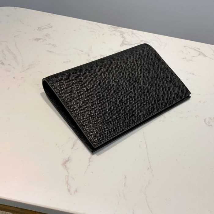 루이비통 사피아노 여권지갑 카드지갑 M64503 | 10 x 14 x 0.5cm