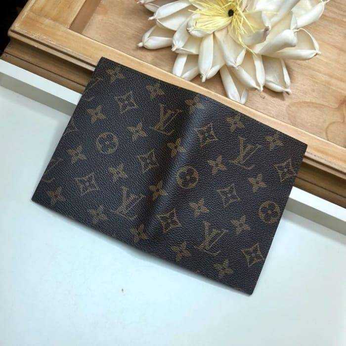 루이비통 모노그램 여권지갑 카드지갑 M64502 | 10 x 14 x 2.5cm