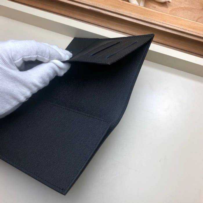 루이비통 모노그램 여권지갑 카드지갑 N64501 | 10 x 14 x 2.5cm