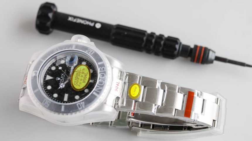 롤렉스 서브마리너 데이트 신형 | 41mm