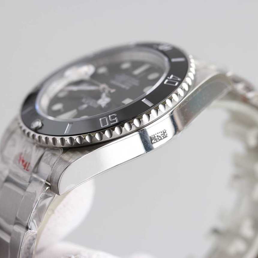 롤렉스 서브마리너 데이트 신형 | 41mm