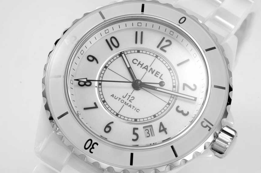 샤넬 J12 시계 | 38mm