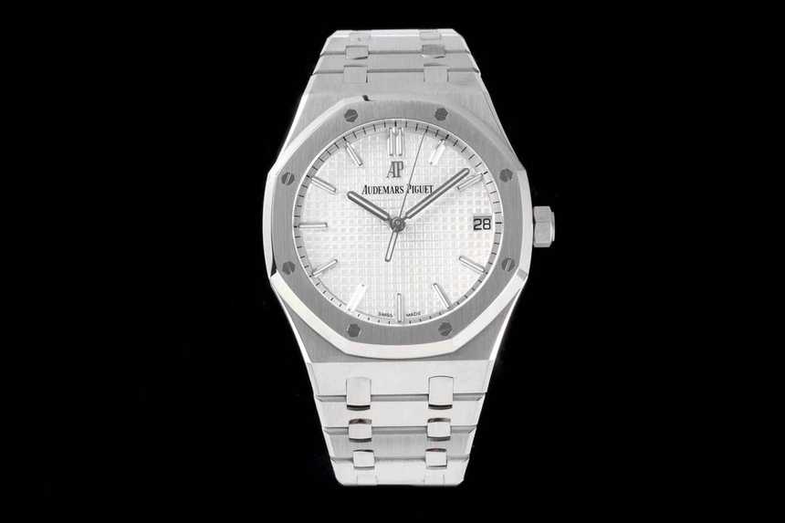 오데마피게 로얄오크 15500 | 41mm