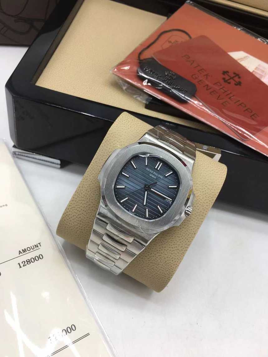파텍필립 노틸러스 5711 | 40mm