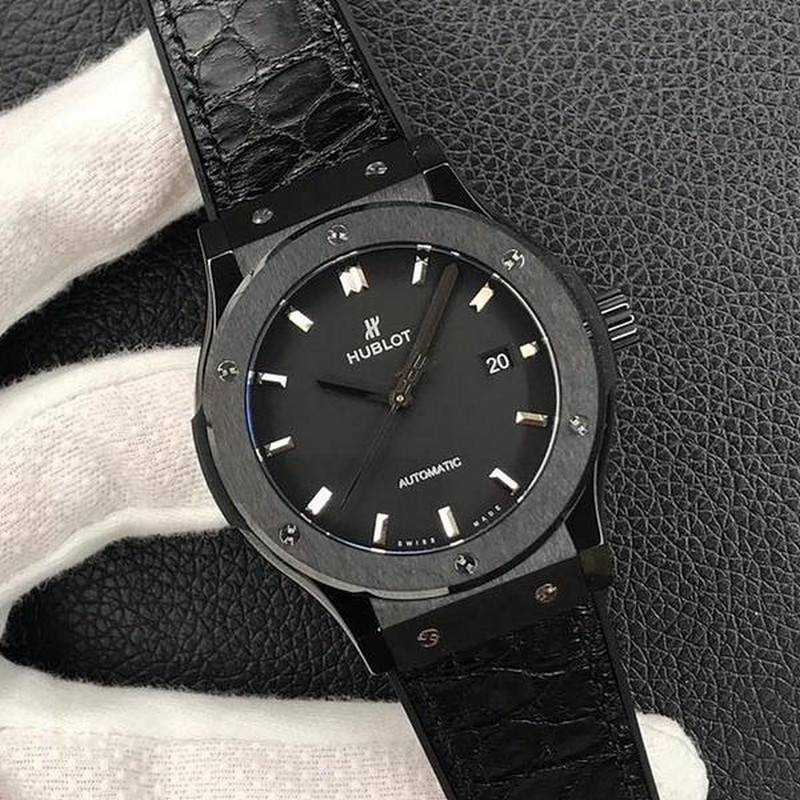 위블로 클래식 퓨전 542.CM.1171.RX | 42mm