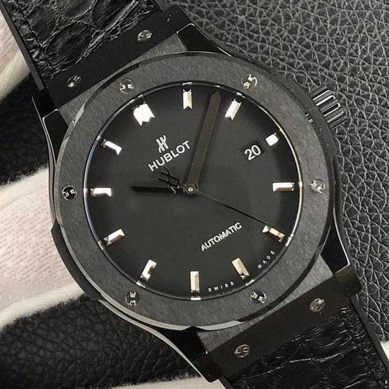 위블로 클래식 퓨전 542.CM.1171.RX | 42mm