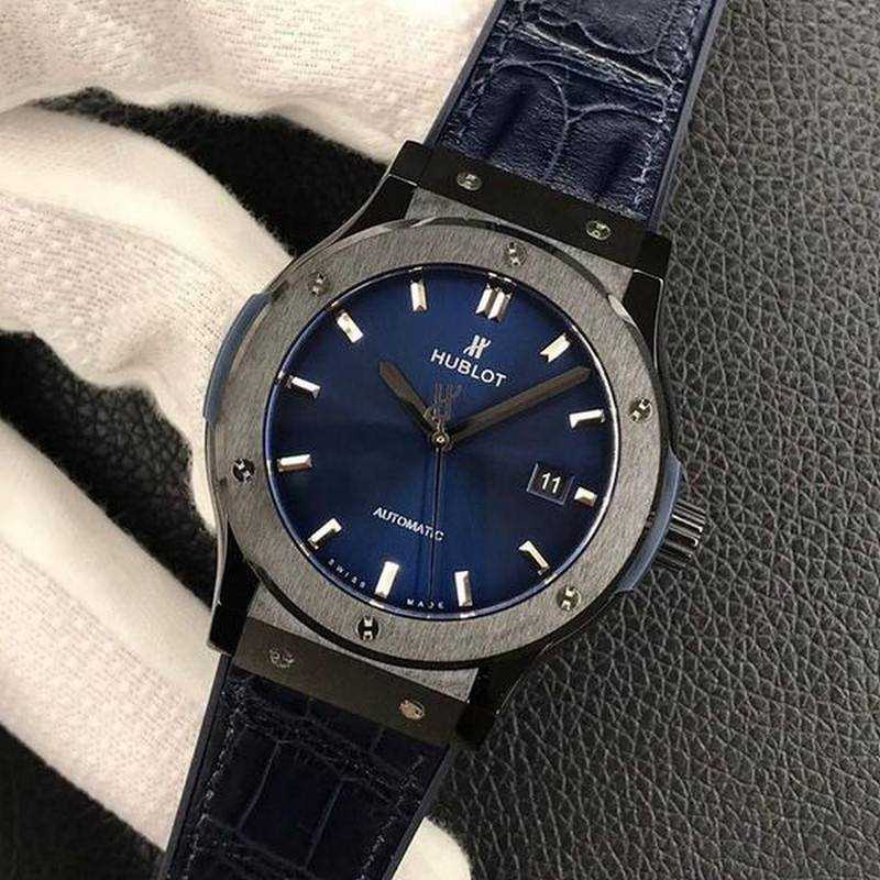 위블로 클래식 퓨전 542.CM.1171.RX | 42mm