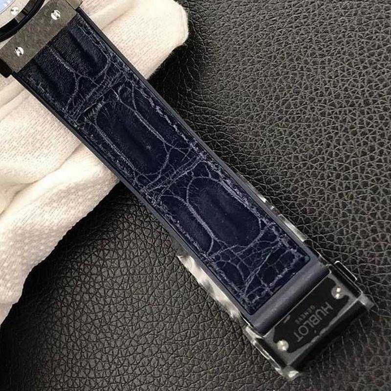 위블로 클래식 퓨전 542.CM.1171.RX | 42mm