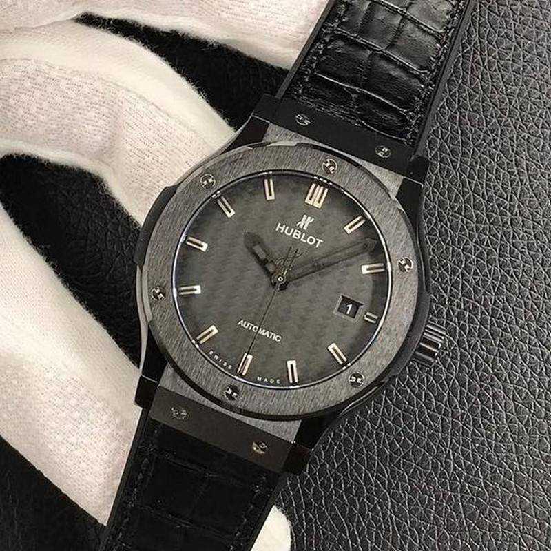 위블로 클래식 퓨전 542.CM.1171.RX | 42mm