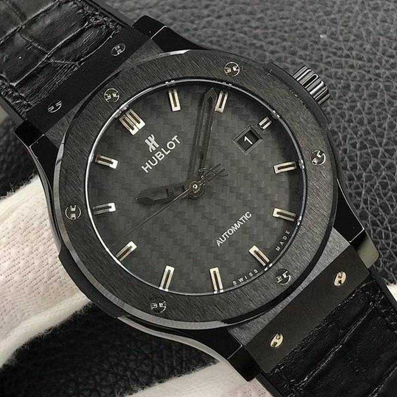 위블로 클래식 퓨전 542.CM.1171.RX | 42mm