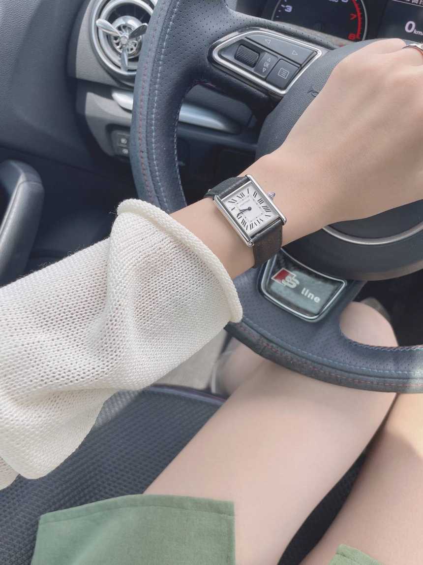 까르띠에 탱크머스트 WSTA0028 ( 34mm ) | 34.8 x 27.4mm