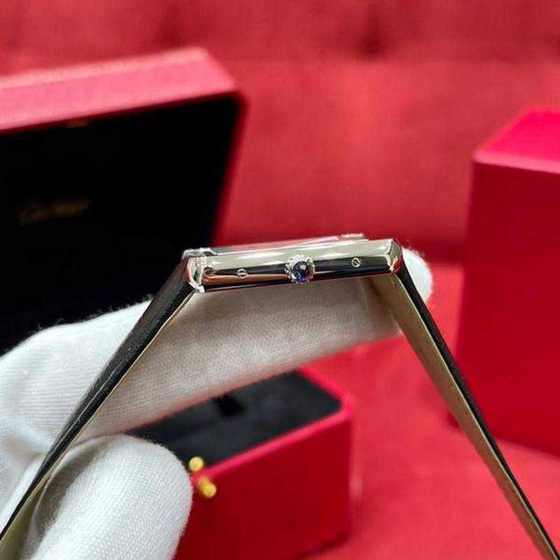 까르띠에 탱크머스트 WSTA0028 ( 34mm ) | 34.8 x 27.4mm