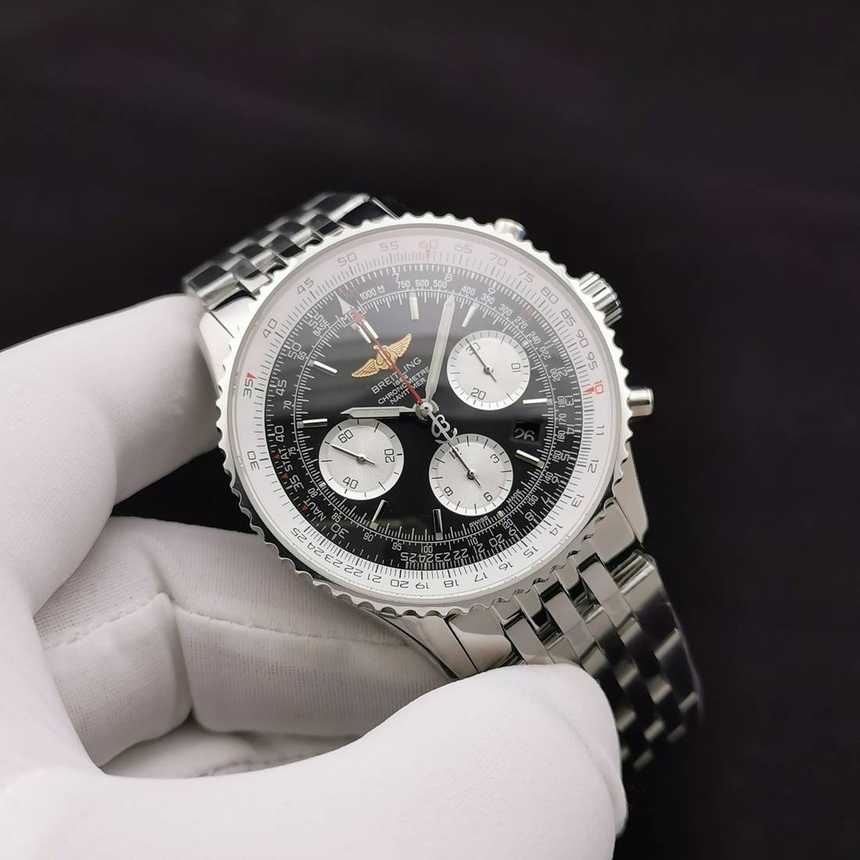브라이틀링 네비타이머 검판 | 43mm