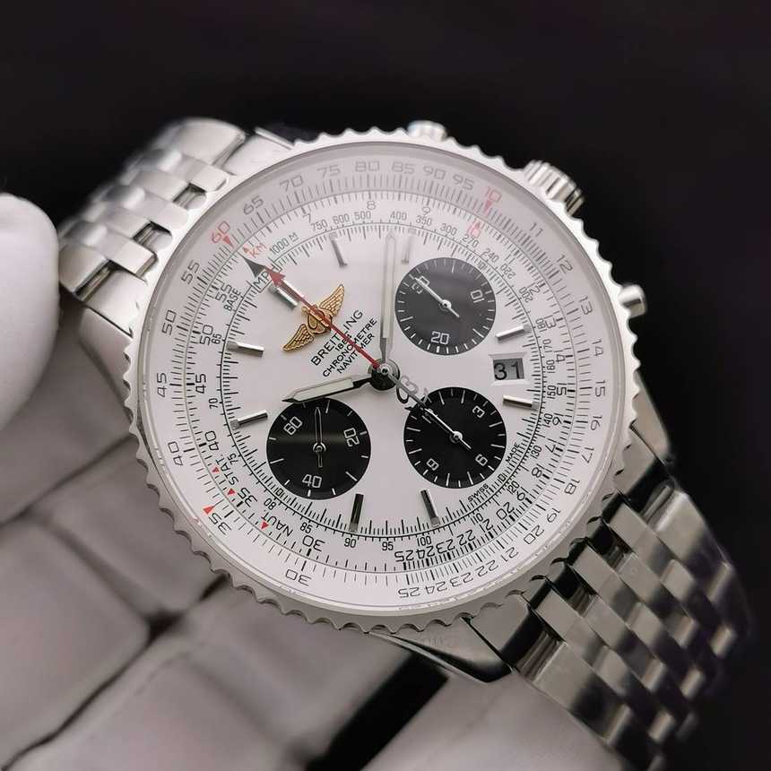 브라이틀링 네비타이머 흰판 | 43mm