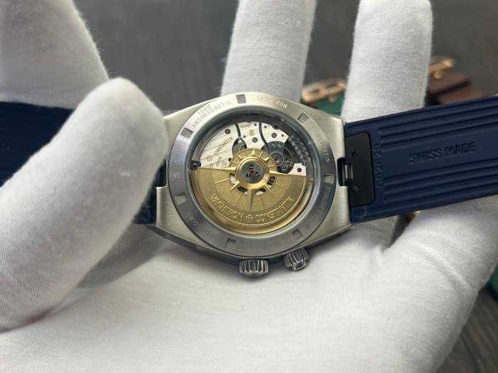 바쉐* 콘스탄틴 오버시즈 시계 | 41mm