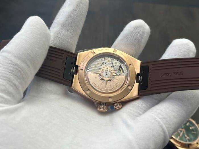 바쉐* 콘스탄틴 오버시즈 시계 | 41mm