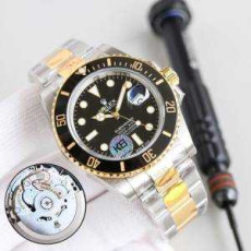 롤렉스 서브마리너 데이트 흑콤 신형 | 41mm