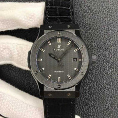 위블로 클래식 퓨전 542.CM.1171.RX | 42mm