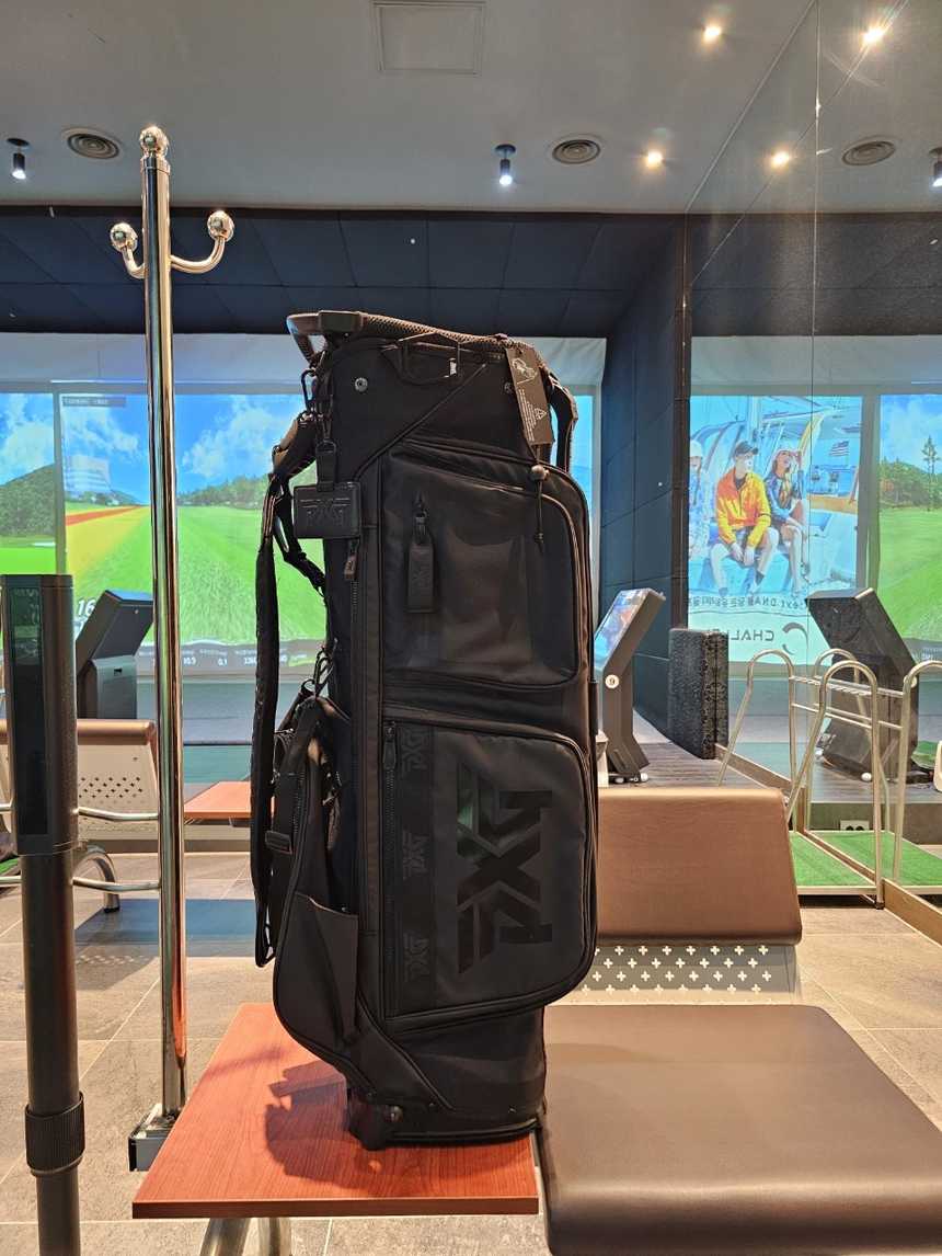 PXG 퓨처 블랙 스탠드백