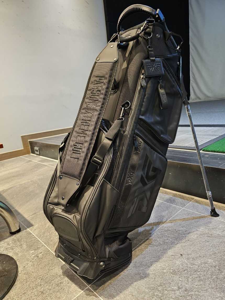 PXG 퓨처 블랙 스탠드백