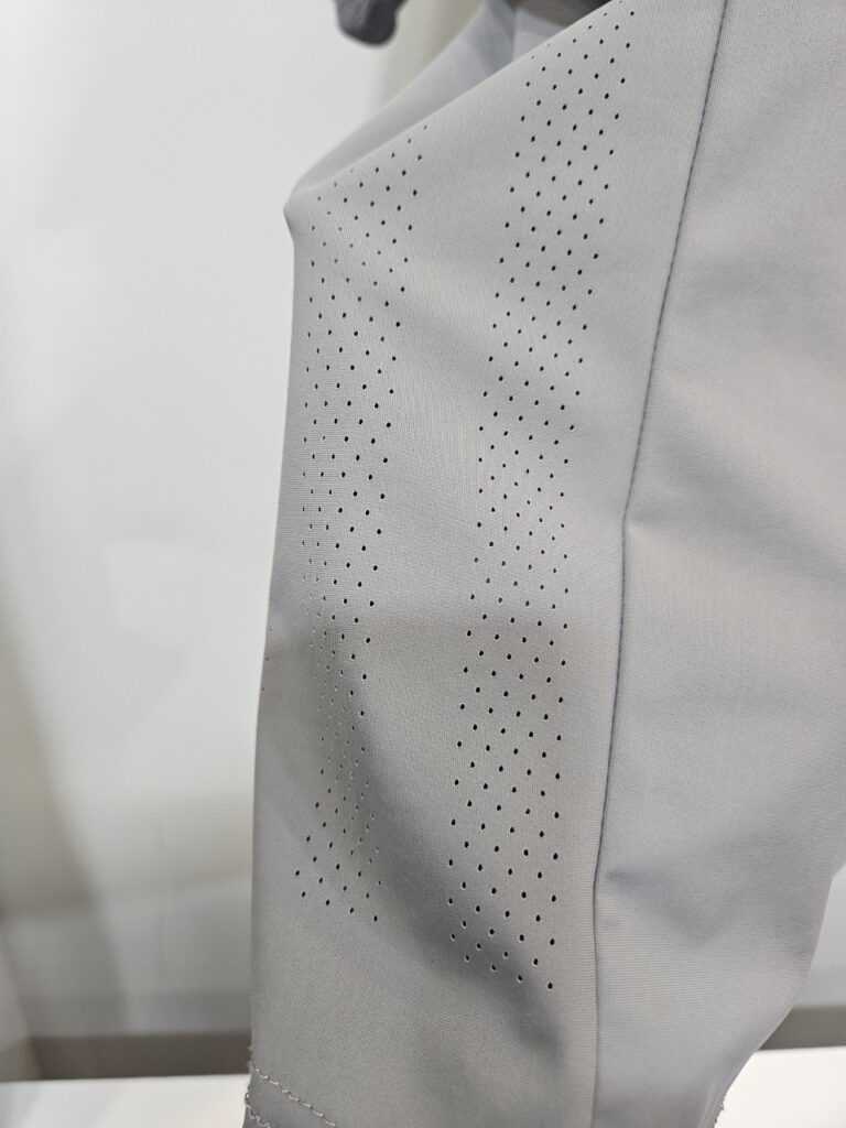 어메이징크리 남여공용 고기능성 타공 상하세트(2color)