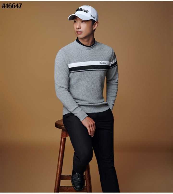 타이틀리스트 배색 블록 와플 크루넥 니트 풀오버