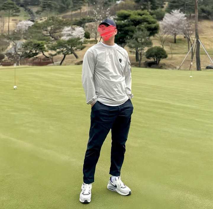 어메이징크리 플렉스모션 우븐 라운드 아노락(2color)