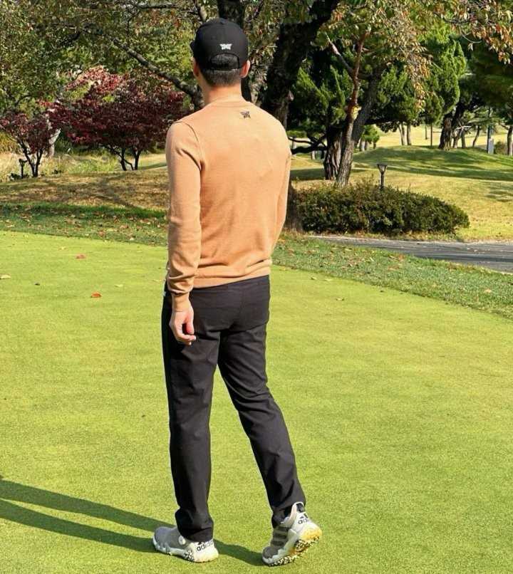 PXG 맨즈 뉴 빅로고 라운드넥 스웨터
