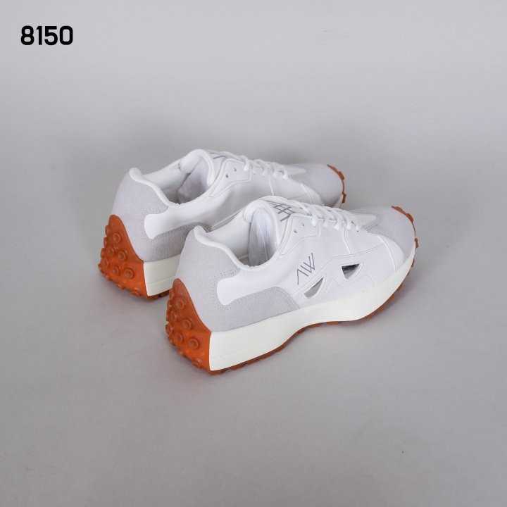 어뉴 여자 8150 실버포인트 스파이크리스 골프화(2color)
