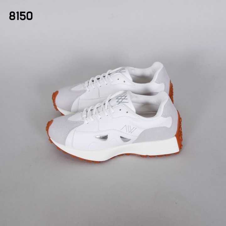어뉴 여자 8150 실버포인트 스파이크리스 골프화(2color)