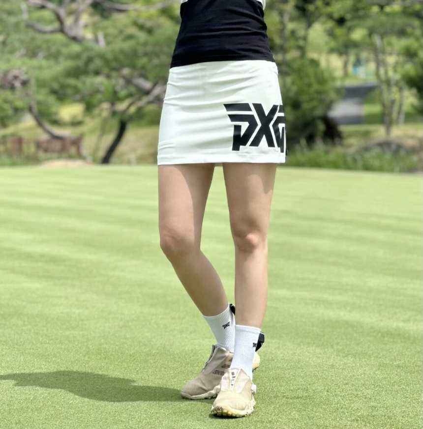 PXG 우먼 21SS 빅로고 랩스커트